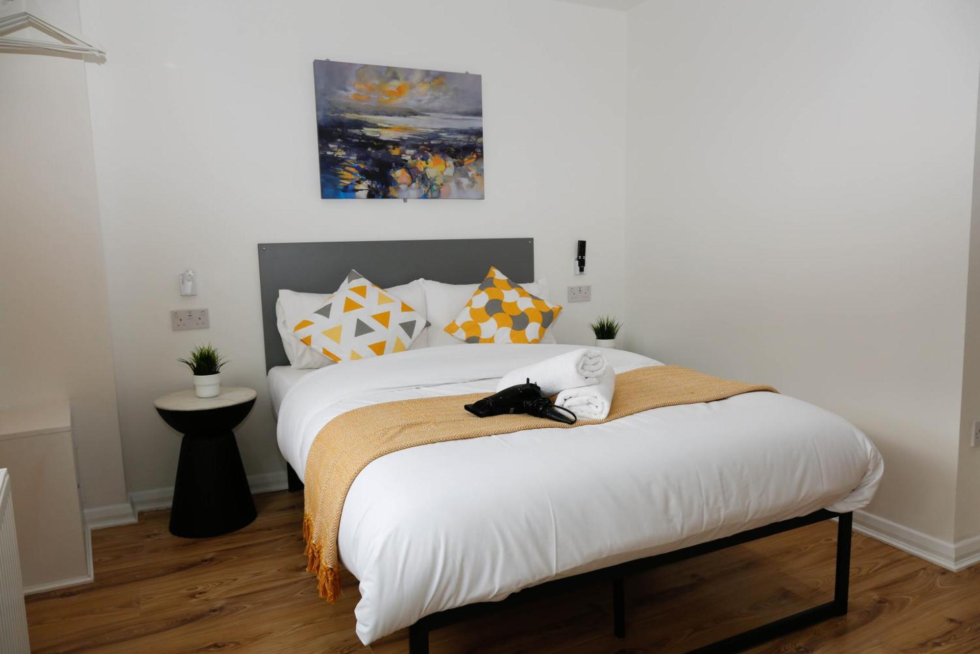 New Luxury Apartments In Central London Next To Shops, Cafes, Bars & Metro מראה חיצוני תמונה
