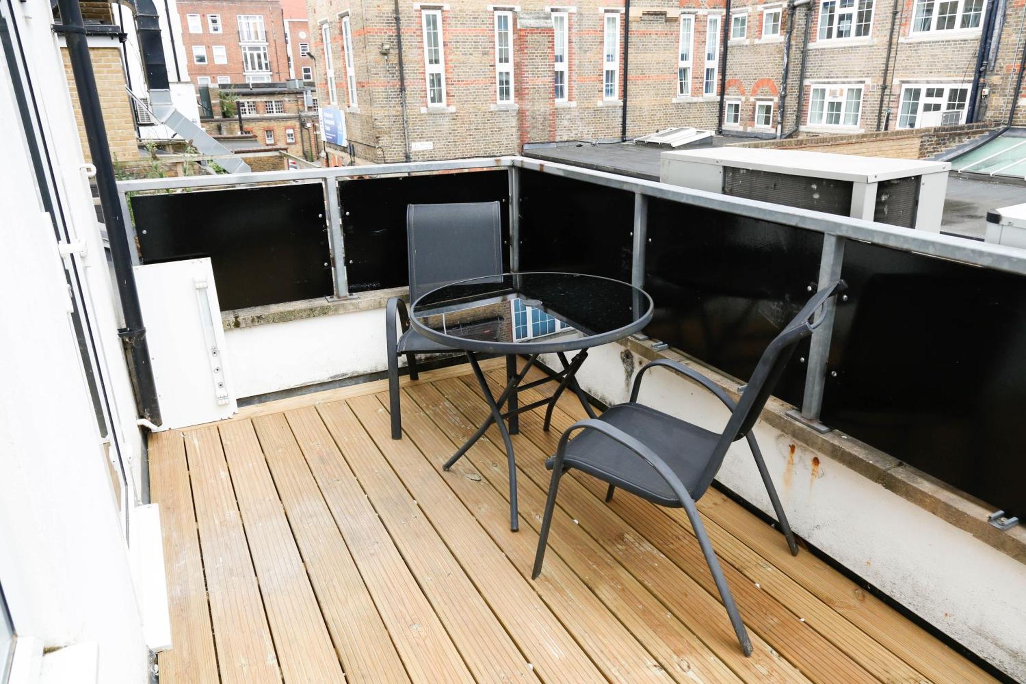 New Luxury Apartments In Central London Next To Shops, Cafes, Bars & Metro מראה חיצוני תמונה
