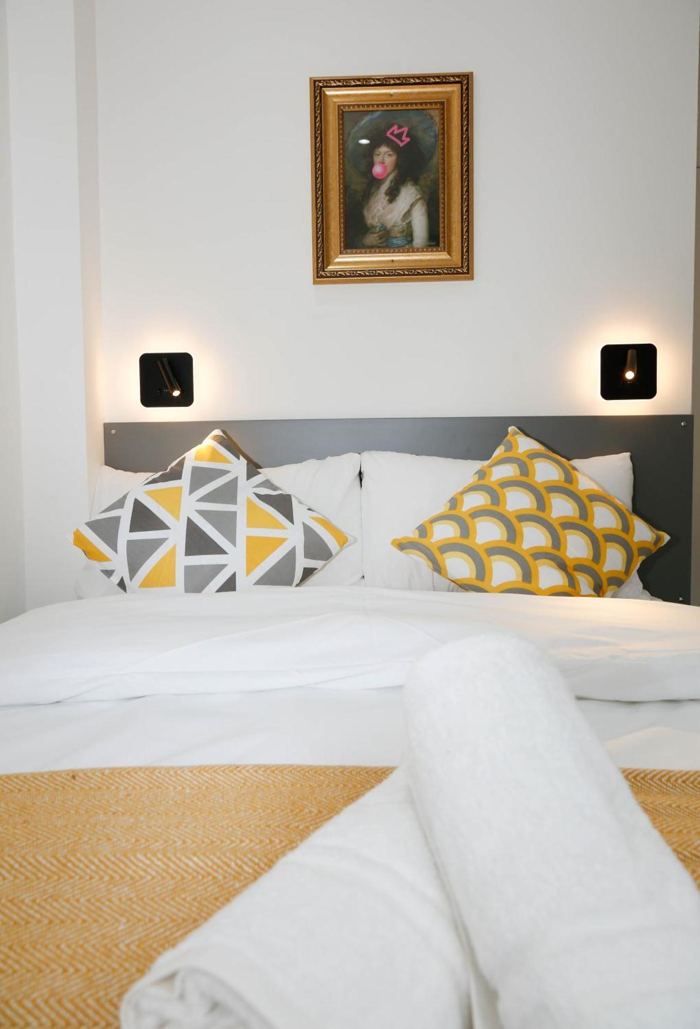 New Luxury Apartments In Central London Next To Shops, Cafes, Bars & Metro מראה חיצוני תמונה