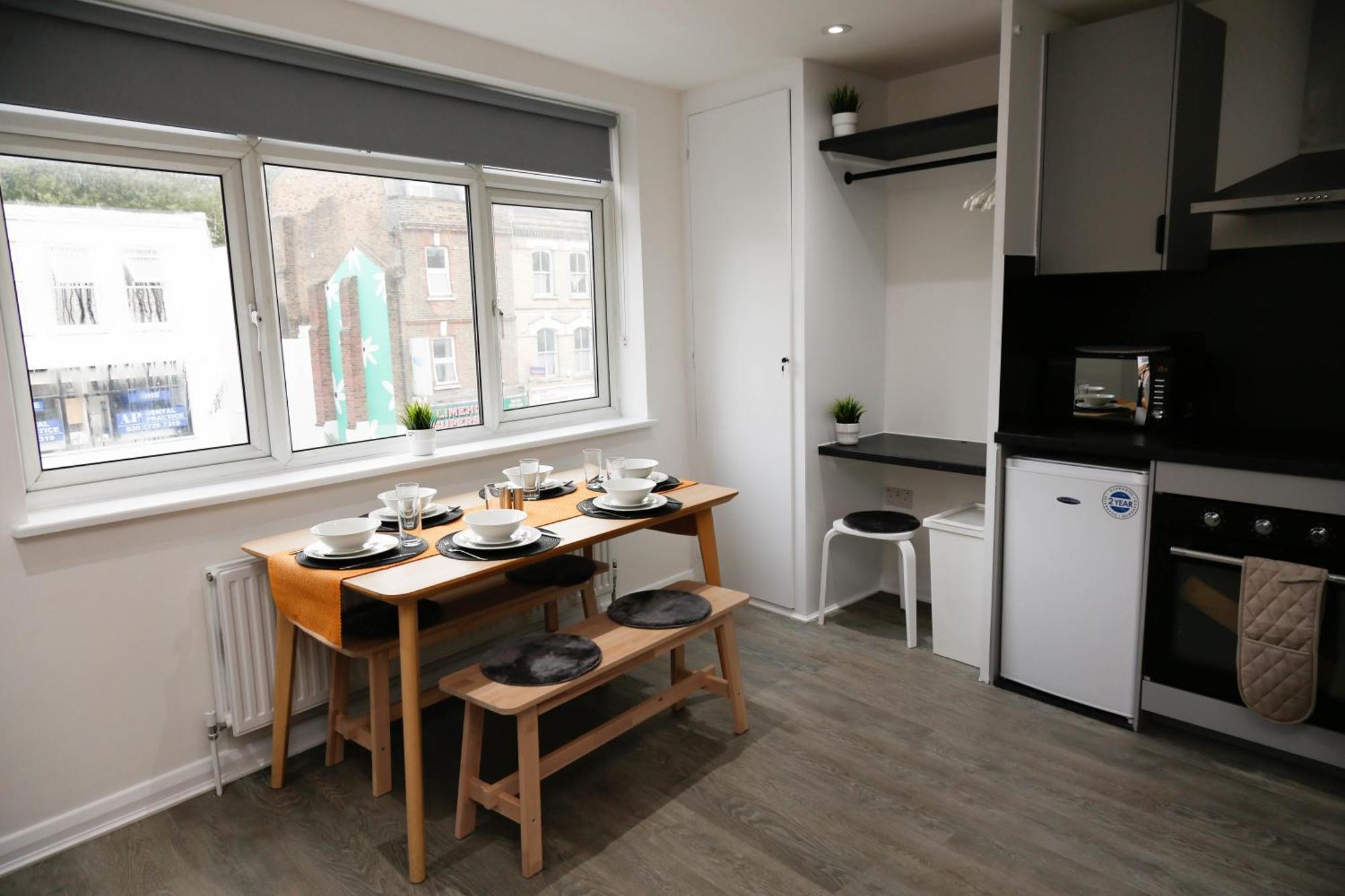 New Luxury Apartments In Central London Next To Shops, Cafes, Bars & Metro מראה חיצוני תמונה